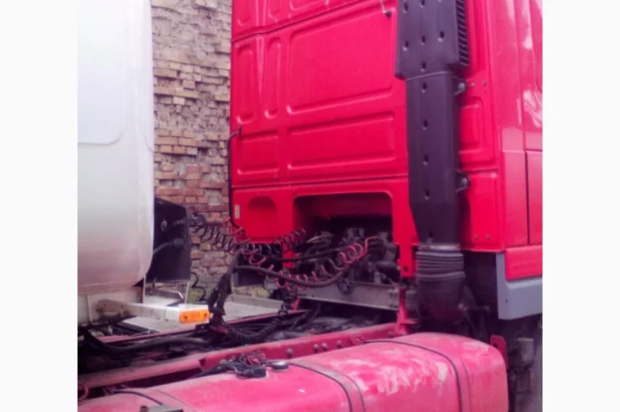 Продам седельный тягач ДАФ 105 460- фото № 1