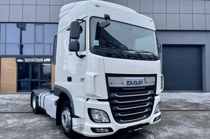 Euro 6 тягач Daf XF 106 FT - 2015 рік- фото № 1