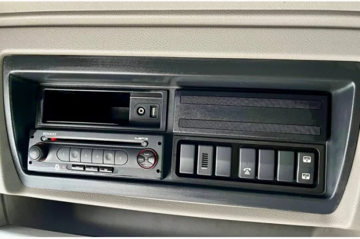 RENAULT MAGNUM 480 DXi - 2012 рік- фото № 8