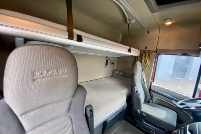 Сідельний тягач DAF XF 105 - 2012 рік- фото № 11