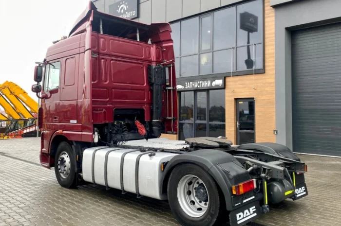 Сідельний тягач DAF XF 105 - 2012 рік- фото № 17