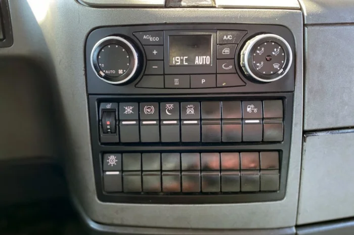 MAN 18.440 - 2012 рік- фото № 9