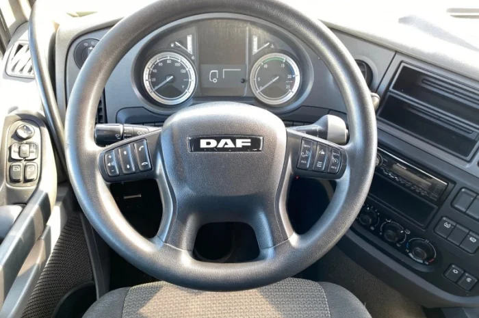 Тягач DAF XF 106 2014 року- фото № 6