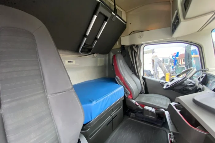 VOLVO FH 460 - 2016 рік- фото № 4