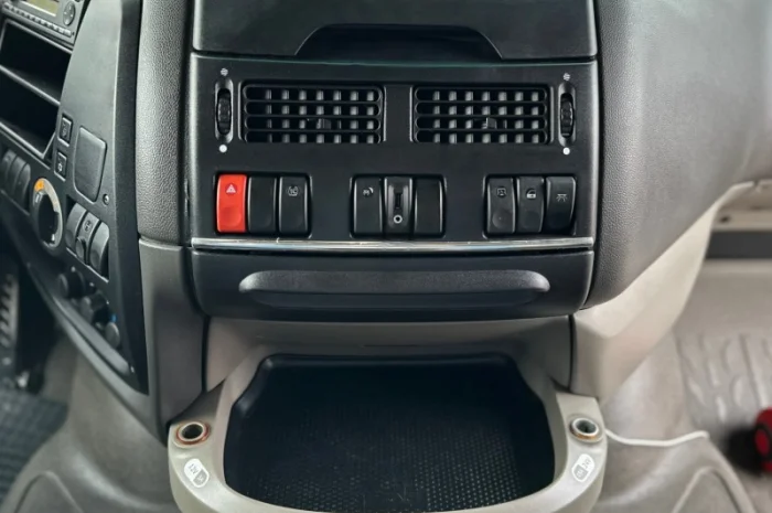 Euro 5 тягач DAF Xf 105.460 -2011 рік- фото № 7