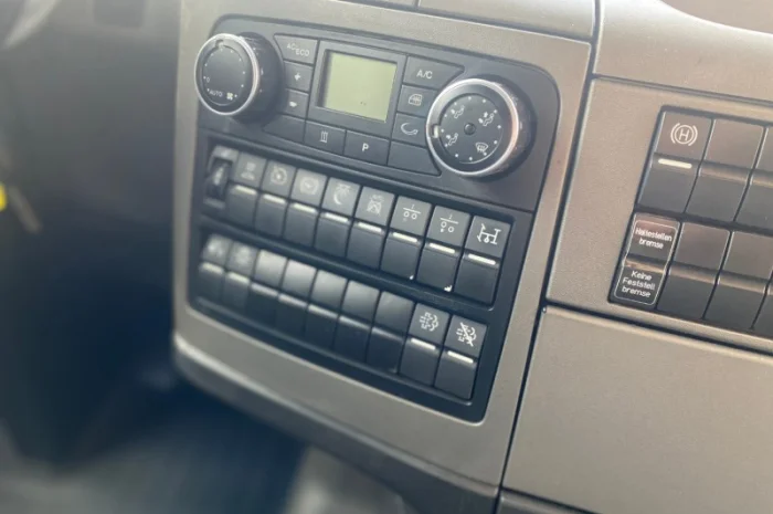 MAN тягач TGX 18.440 - 2015 рік- фото № 16