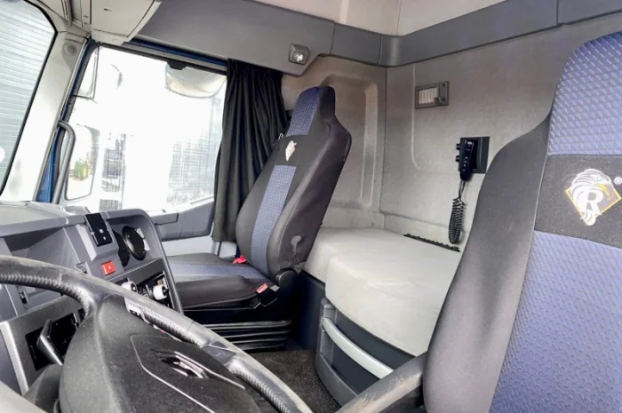 Тягач Renault Range T/T-Series - 2014 рік- фото № 9