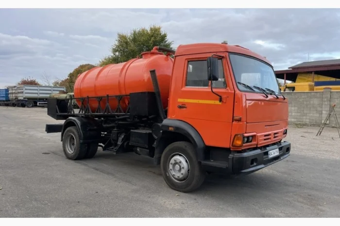 Асенізатор КамАЗ 4308 Бочка 5, 5 м3- фото № 1