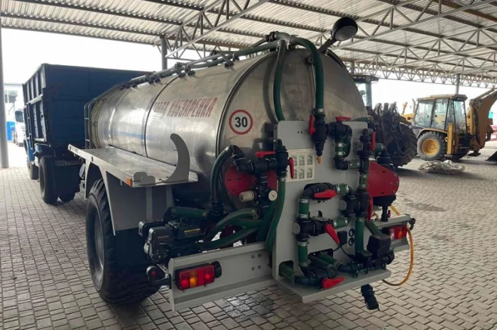Цистерна напівпричепна РЗС-6 для змішування та дозування розчину (Бочка)- фото № 4