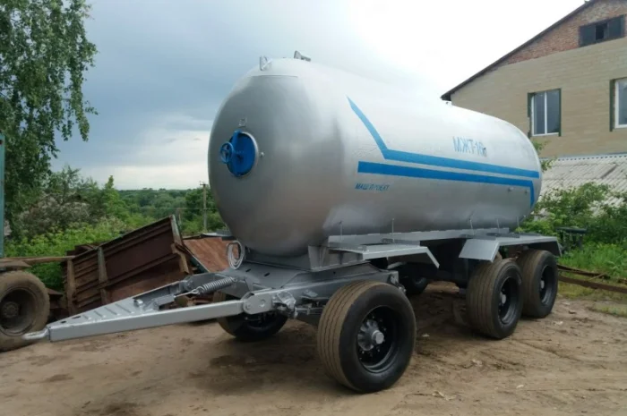 Бочка трехосная МЖТ-16 (для воды, КАС или навоза)- фото № 2