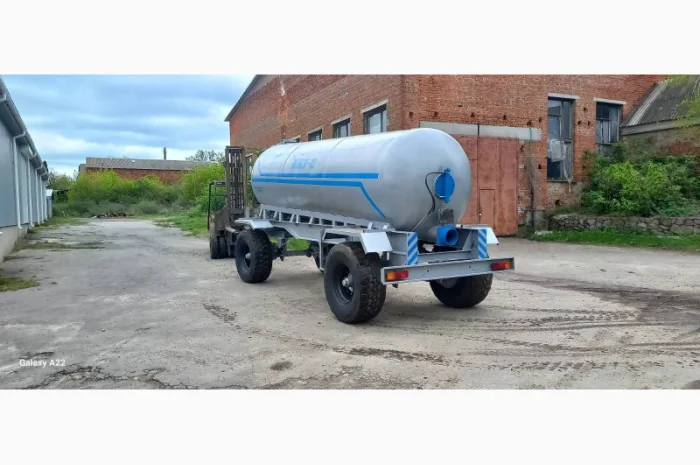 Бочка-причеп 12м3 для навозу та води- фото № 2