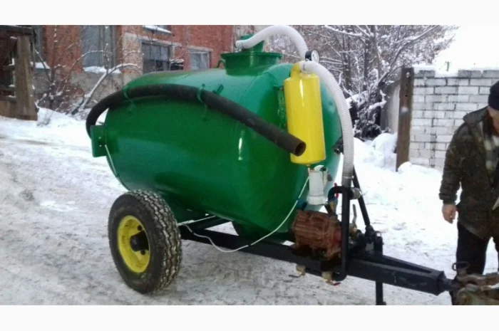 ЖЗВ-2, МЖТ-2 Машина, бочка для внесения жидкого навоза, жидких органических удобрений- фото № 1