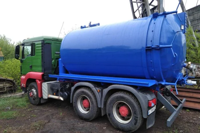 Ассенизационная вакуумная цистерна- фото № 6