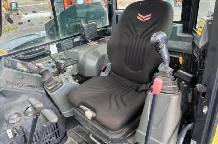 Екскаватор Yanmar SV100-2A- фото № 9