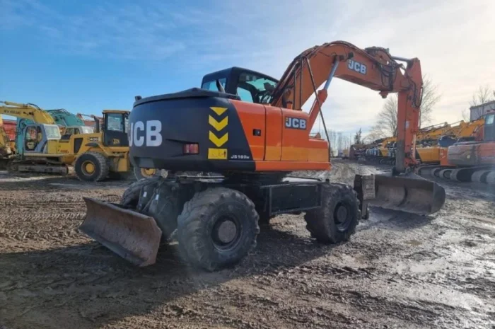 Колісний екскаватор JCB JS 160 W (2002)- фото № 3