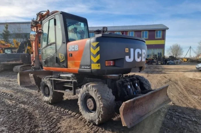 Колісний екскаватор JCB JS 160 W (2002)- фото № 4