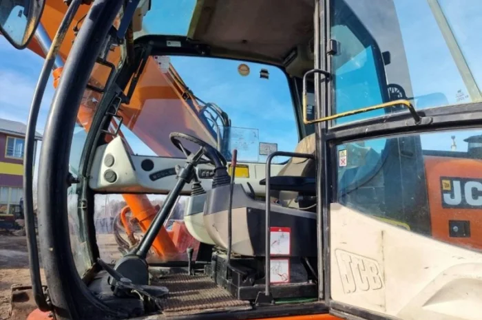 Колісний екскаватор JCB JS 160 W (2002)- фото № 8