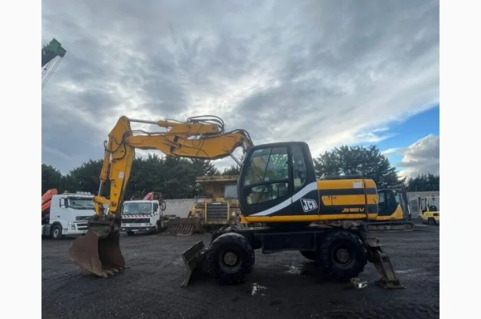 Колісний екскаватор JCB JS 160 W (2004)- фото № 1