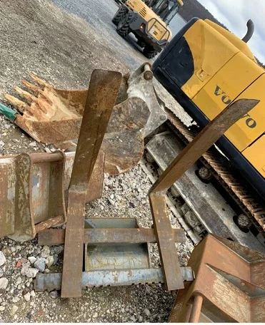 Экскаватор-погрузчик Mecalac 12 MXT- фото № 7