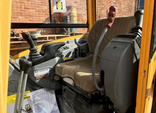 Мини экскаватор VOLVO ECR 28- фото № 7