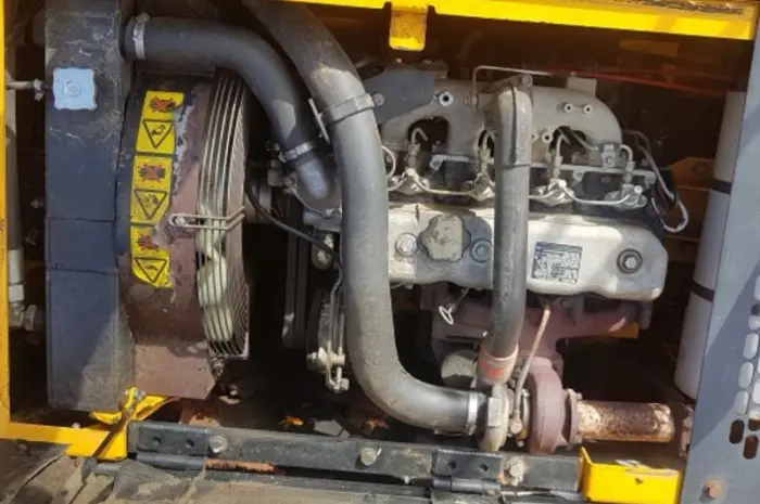Гусеничный экскаватор JCB JS160- фото № 7