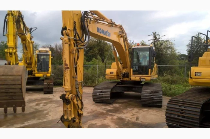 Гусеничный Экскаватор Komatsu PC 210 LC-8- фото № 1