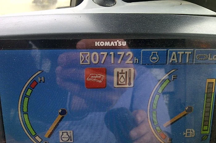 Гусеничный Экскаватор Komatsu PC 210 LC-8- фото № 3