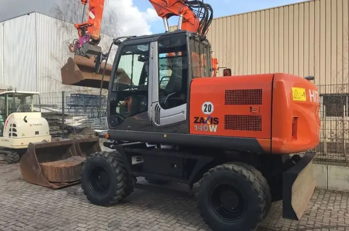 Колесный экскаватор Hitachi Zaxis 140 W- фото № 2