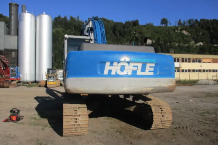 Гусеничный экскаватор New Holland E265- фото № 4