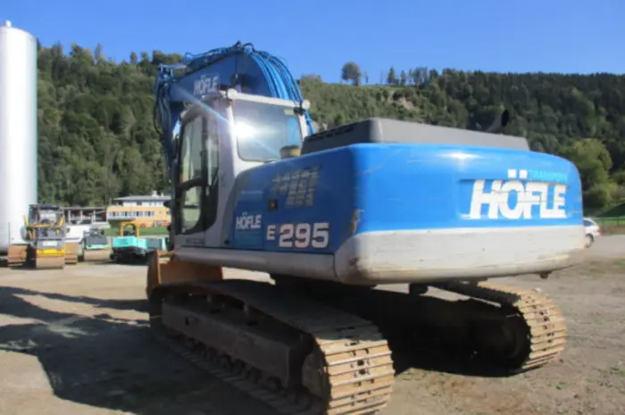 Гусеничный экскаватор New Holland E265- фото № 7