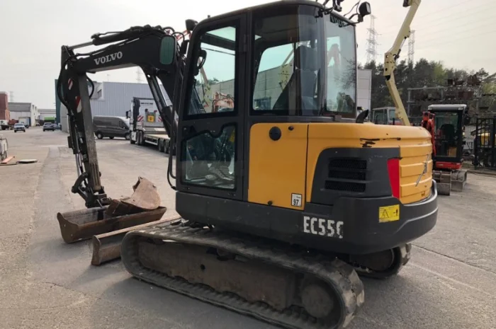 Мини-экскаватор Volvo EC55C 2013 года- фото № 3