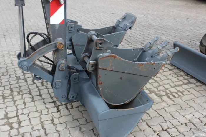 Мини-экскаватор Volvo ECR 58- фото № 9