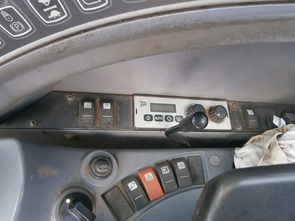 Колесный экскаватор JCB JS175W. В Украине не работал- фото № 7