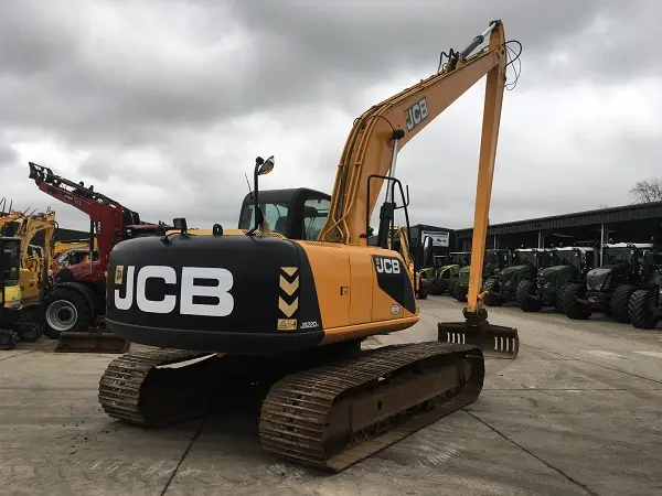 Гусеничный экскаватор JCB JS220LC Long Reach Digger- фото № 17