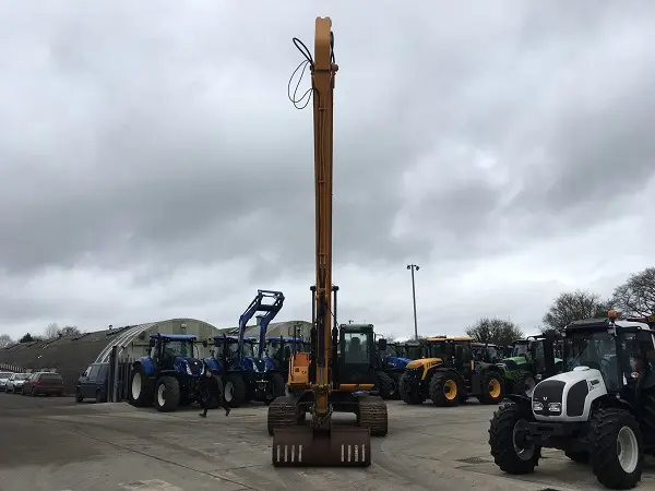 Гусеничный экскаватор JCB JS220LC Long Reach Digger- фото № 16
