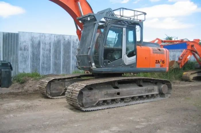 Гусеничный экскаватор 2010 HITACHI ZX280 LC-3- фото № 3