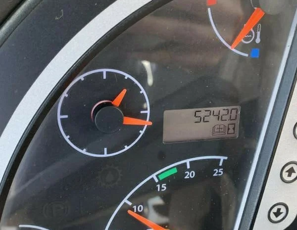 Экскаватор погрузчик JCB 3CX Contractor. Максимальная комплектация- фото № 6