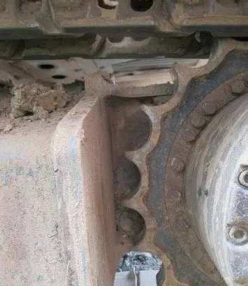 Гусеничный экскаватор Hyundai R210LC-9- фото № 16
