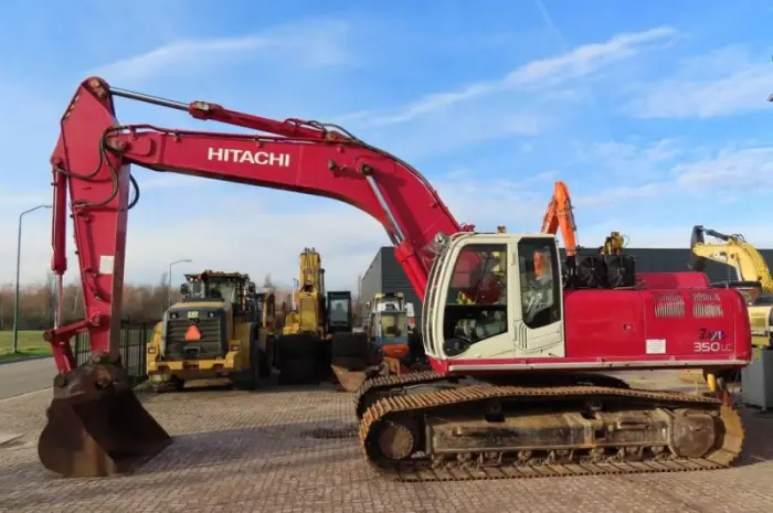 Гусеничный экскаватор Hitachi ZX 350LC-3 2010 года- фото № 1