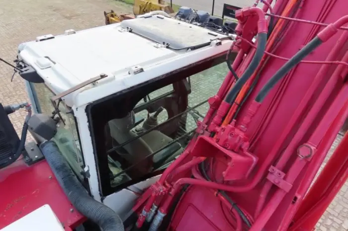 Гусеничный экскаватор Hitachi ZX 350LC-3 2010 года- фото № 12