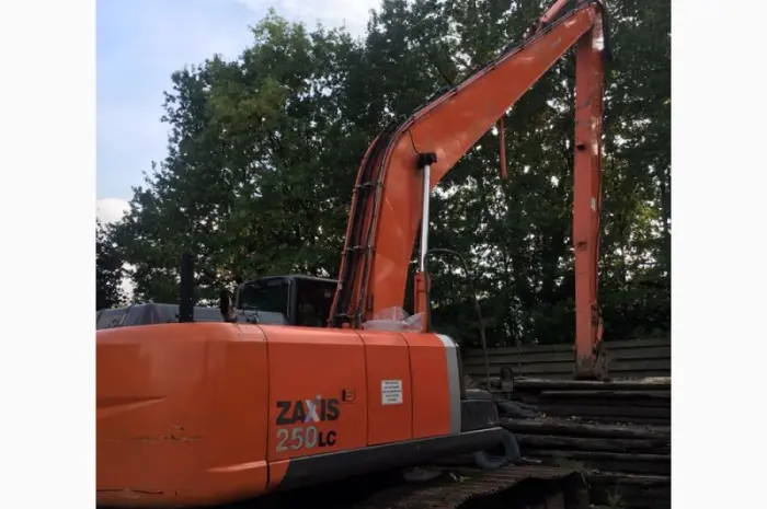 Гусеничный экскаватор Hitachi ZX250 Long Reach- фото № 1