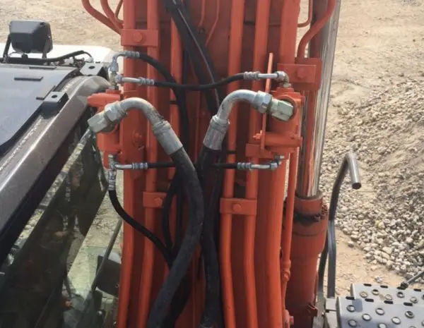 Колесный экскаватор Hitachi ZX170W-3- фото № 12