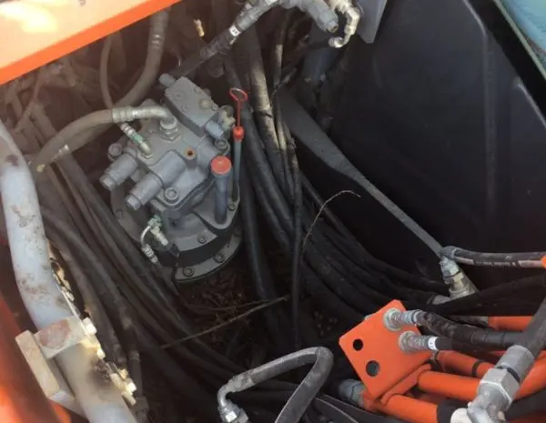 Колесный экскаватор Hitachi ZX170W-3- фото № 7
