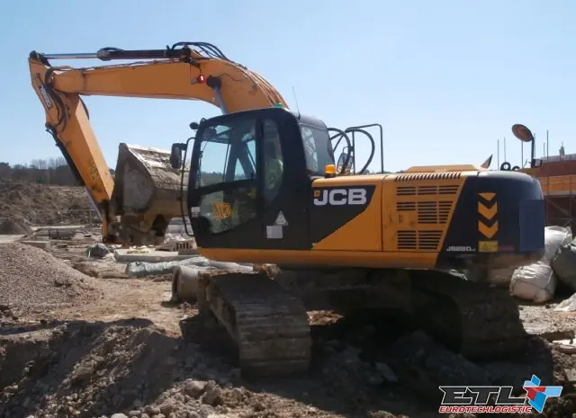 Гусеничный экскаватор JCB JS220 LC 2013 г- фото № 1
