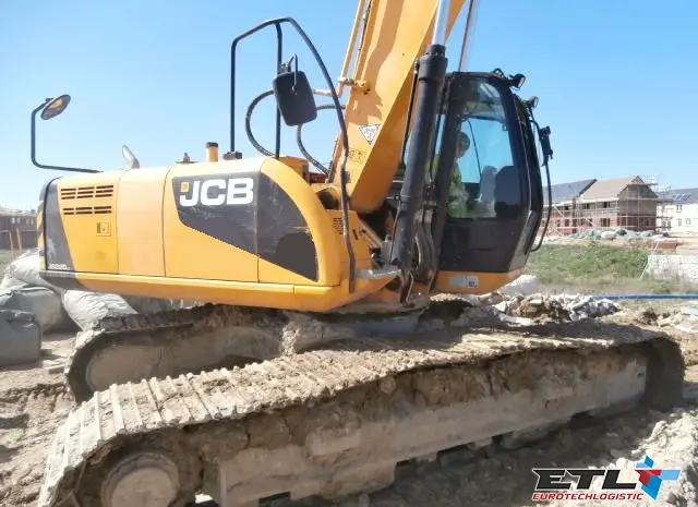 Гусеничный экскаватор JCB JS220 LC 2013 г- фото № 7