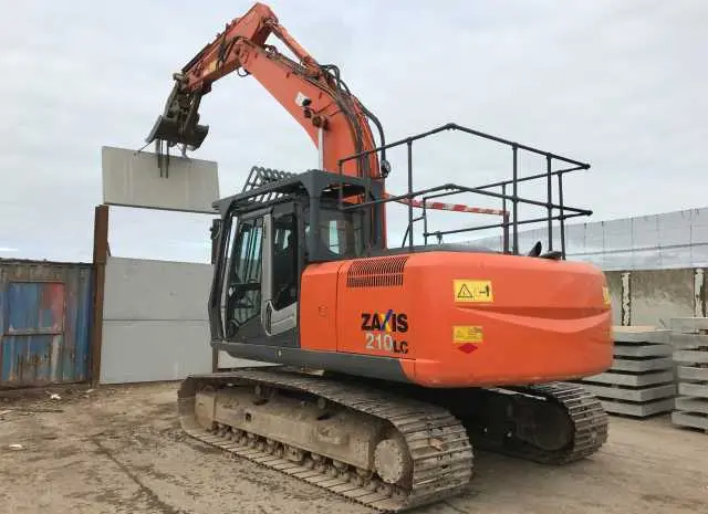 Гусеничный Экскаватор Hitachi ZX210LC-3 2012 года- фото № 2