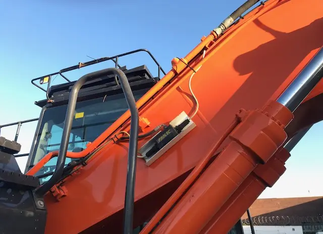 Колесный экскаватор Hitachi ZX170W-5B- фото № 7