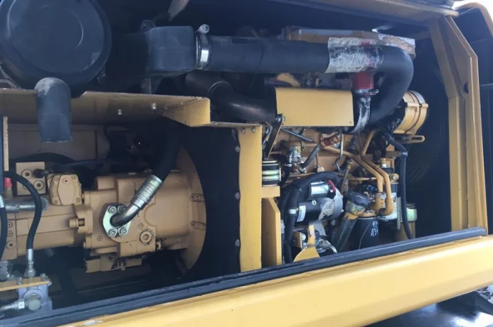 Колесный экскаватор Caterpillar M315- фото № 4