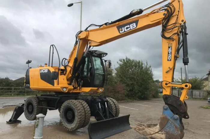 Колесный экскаватор JCB JS130W. Спецтехника б/у- фото № 6