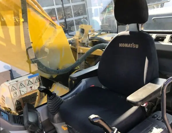 Гусеничный экскаватор Komatsu PC 240 NLC-7K- фото № 6